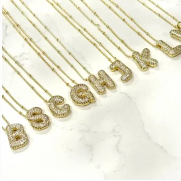 Bubble Letter T Pave Necklace Balloon Initial Rhinestone NEW - Picture 1 of 2